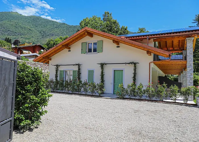 House & Pool