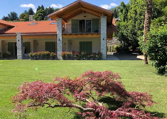 House & Pool