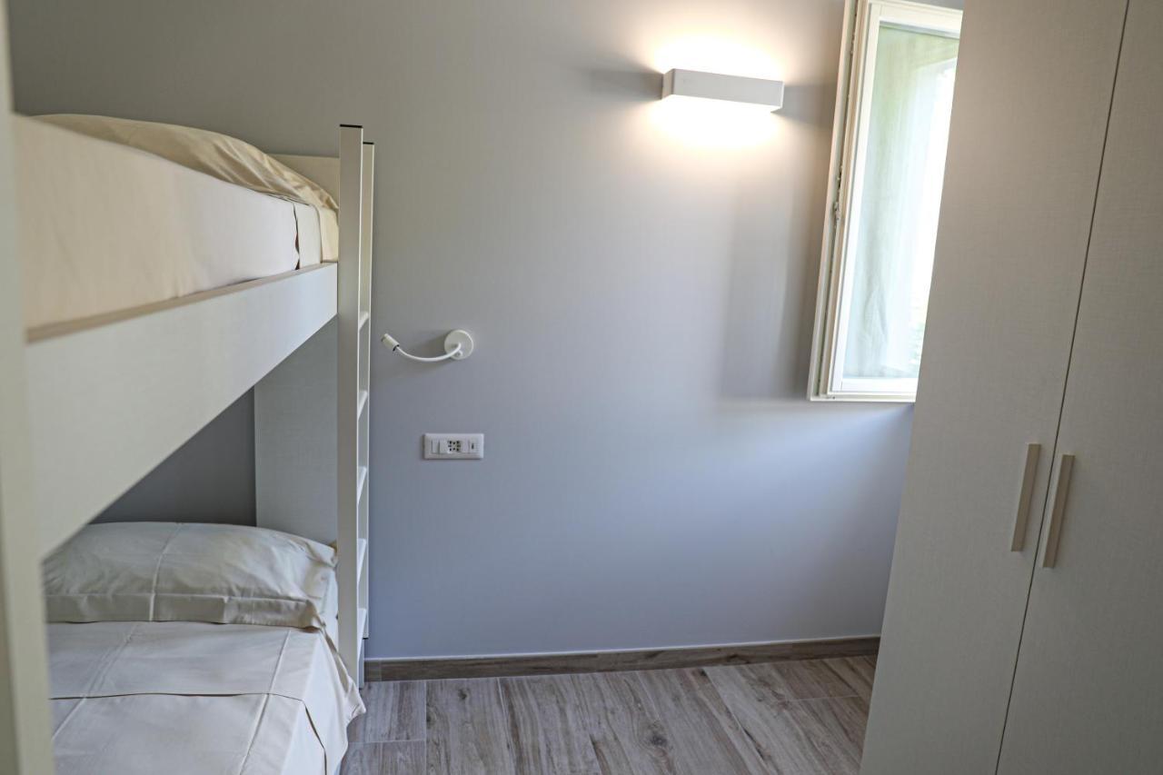 House & Pool Apartment *