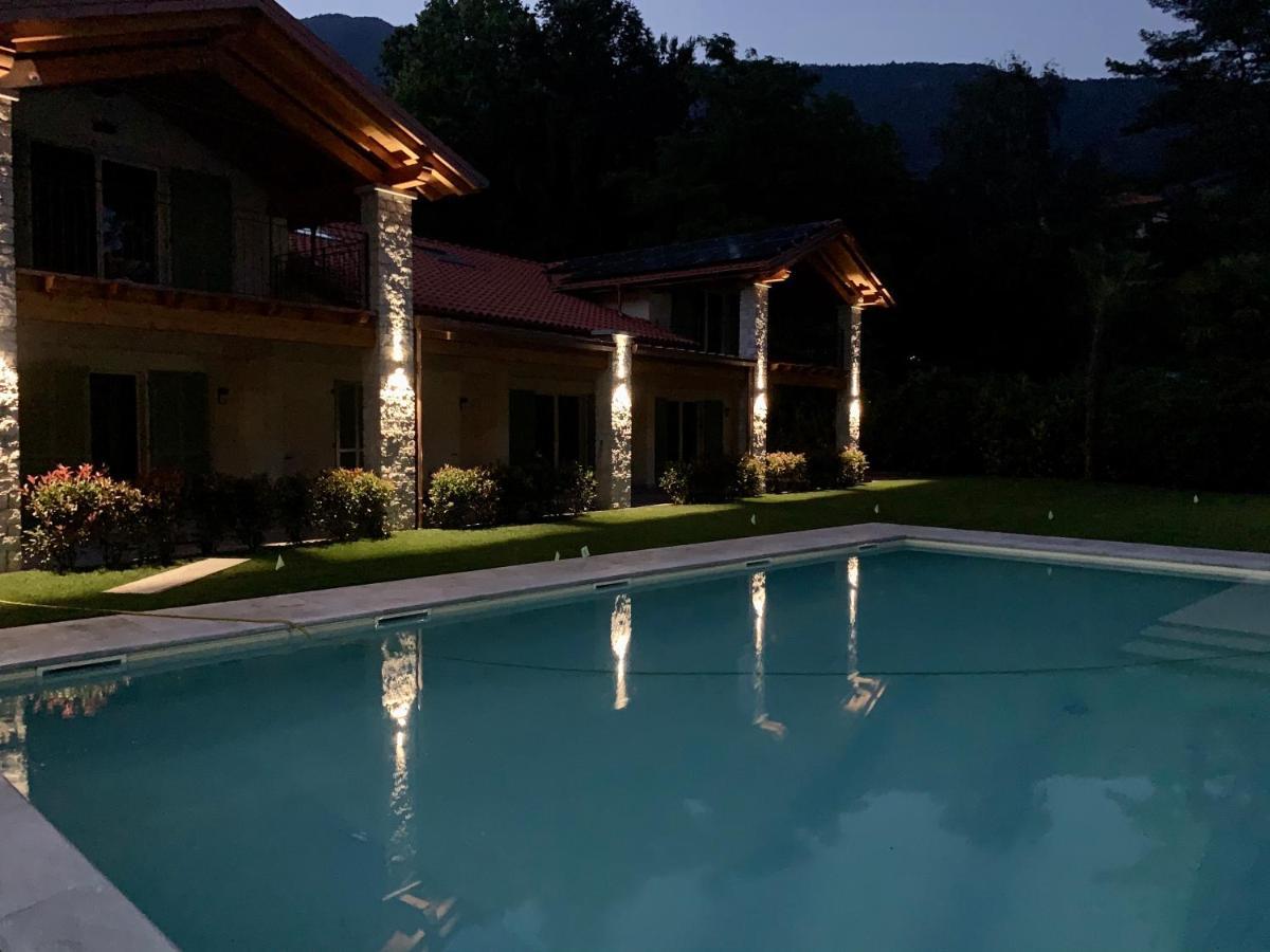 House & Pool Apartment *